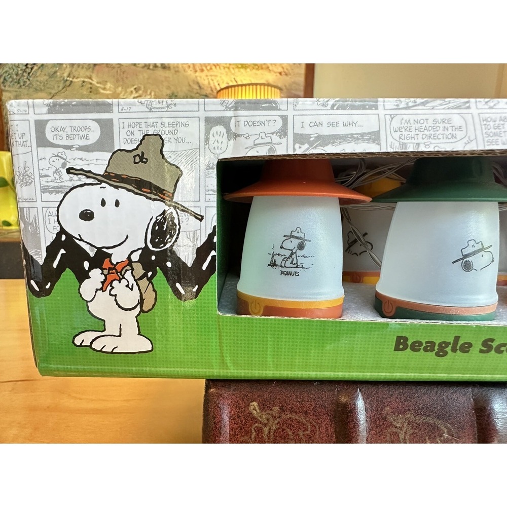 PEANUTS Beagle Scout Collection Snoopy String Lights 10 LED Pcs Set New In Box - Picture 2 of 11